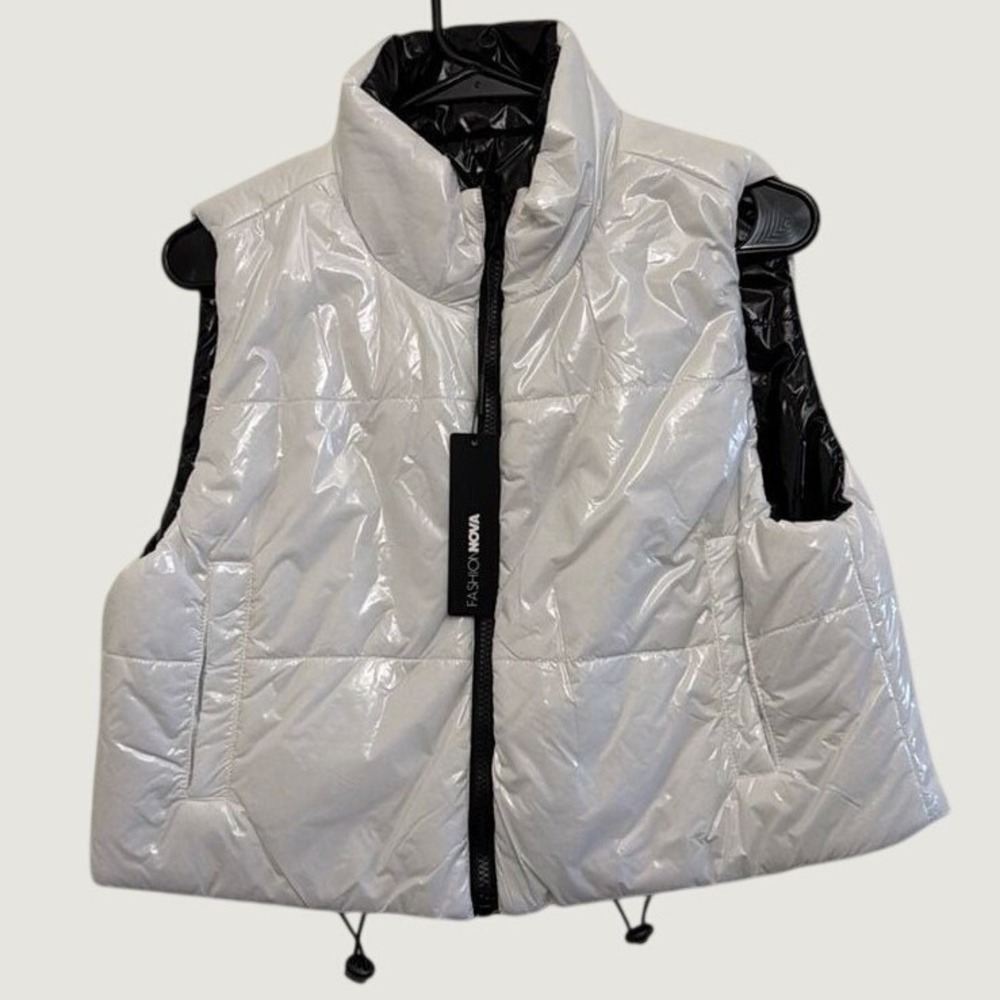 Fashion Nova Puffer Vest Size L‎ Athena Reversible Nylon Quilted White Black